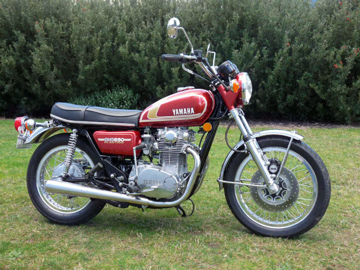 Yamaha-XS650-1975