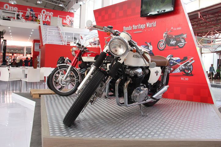 Honda Heritage World menjadi salah satu sudut menarik di booth Honda PRJ 2015