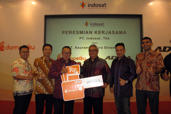 Indosat dan Adira Insurance melakukan kesepahaman untuk perlindungan pelangan Indosat Dompetku