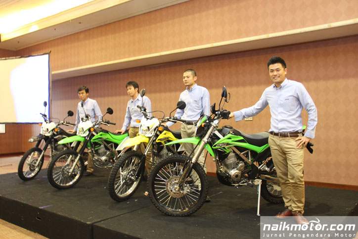 Kawasaki meluncurkan model baru KLX 150, KLX 150BF dan KLX 150BF Special Edition di Arena PRJ Kemayoran, Jumat (29/5)