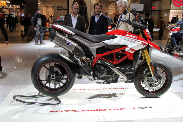 Ducati-Hypermotard-939SP-EICMA