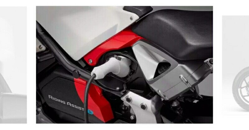 Honda Riding Assist-E Motor Listrik Anti Nyungsep, Meski Jalan Pelan