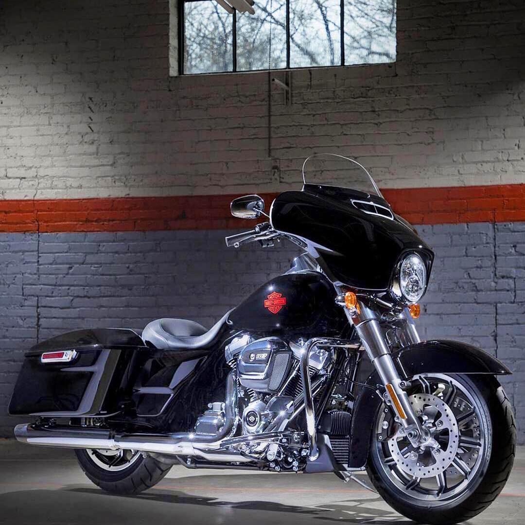 Harley Davidson Electra Glide Standard 2019 Back To Basic