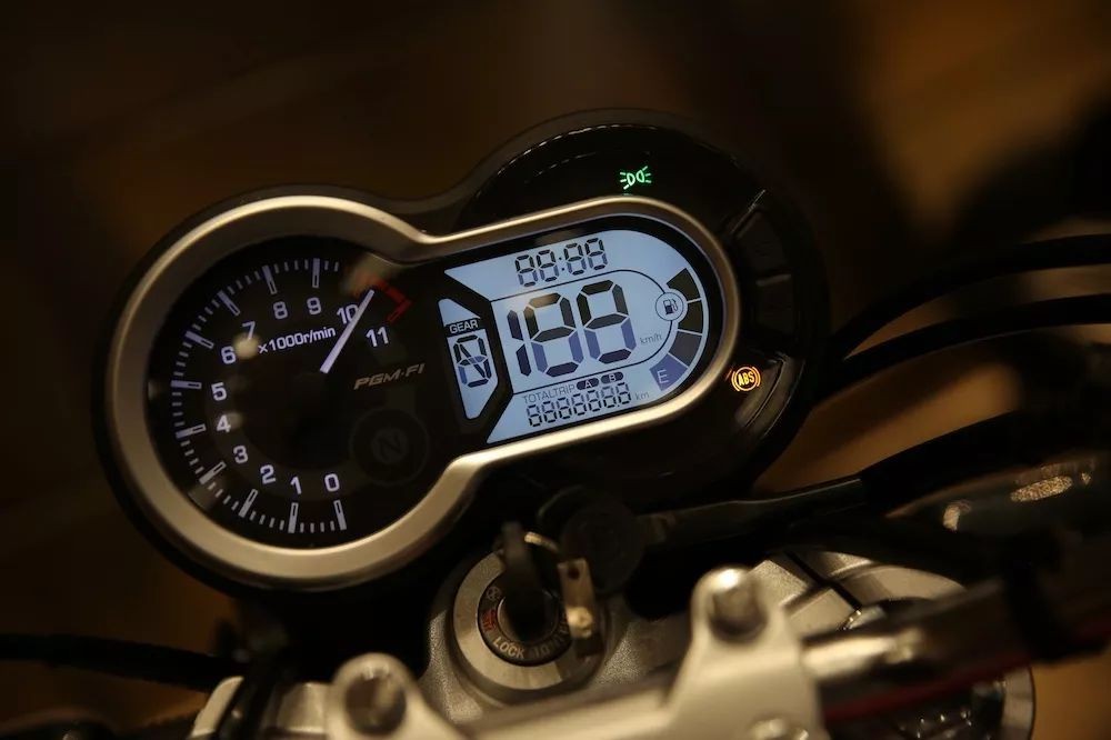 Honda CB190SS