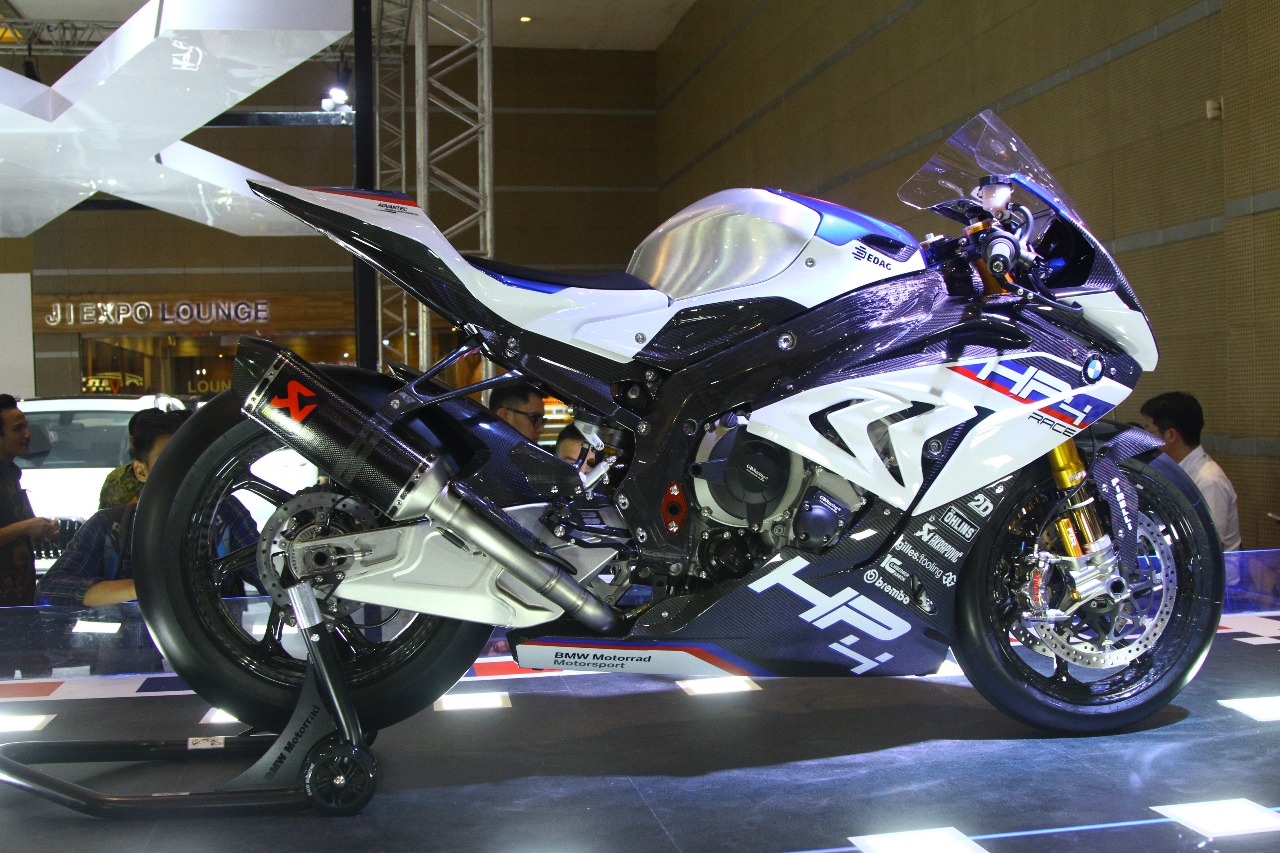 iNI Harga BMW Motorrad HP4 Race Satu-satunya di Indonesia