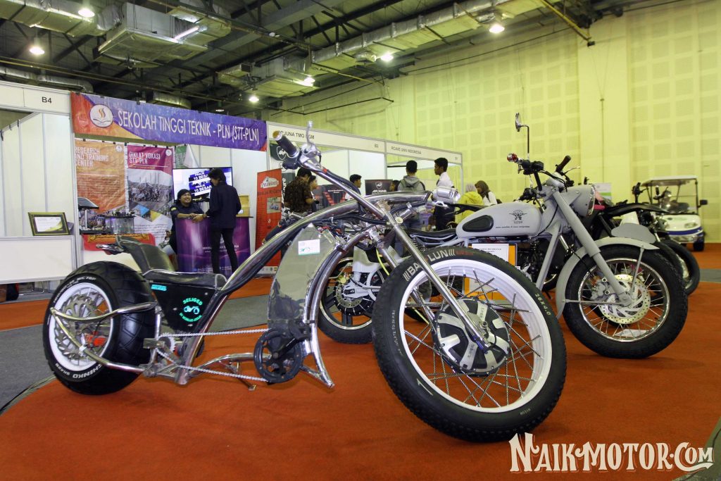  sepeda  bermotor listrik  modifikasi di  IEMS 2021  ada 5