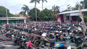 pelelangan sepeda motor