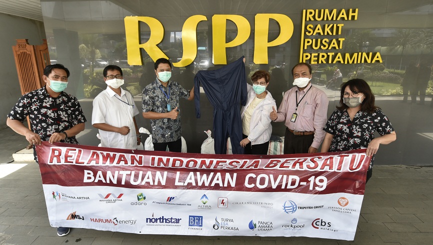 Relawan Indonesia Bersatu Donasikan 