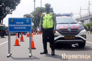 Suasana-PSBB-Jakarta_05 Patuhi pergub no 33