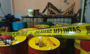 mendeteksi oli federal palsu