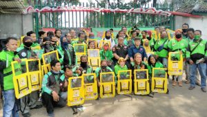 Garda Keliling Jawa Bagikan Partisi Portabel Bagi Ojol dan Sosialisasi Garda Digital