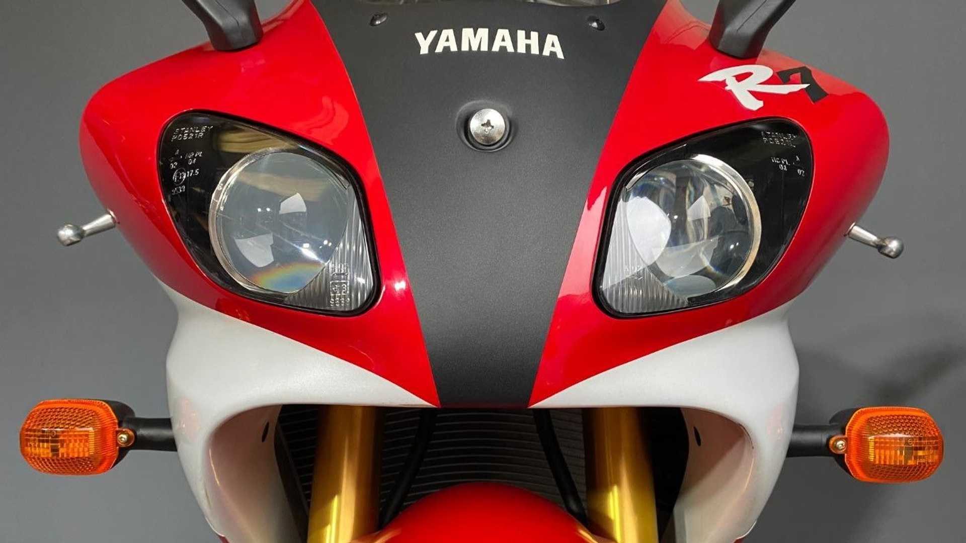 Yamaha YZF-R7 Tahun 1999