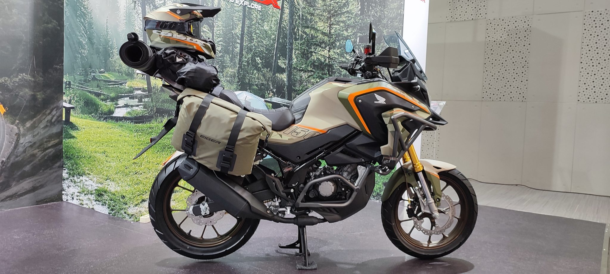 Nih 2 Motor Modifikasi Honda CB150X Versi Expedition dan Explorer