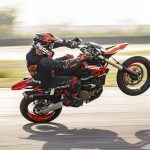 Ducati Hypermotard 698 Mono, Punya Fitur Pertama di Kelasnya