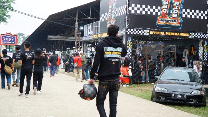 RRMF Streetwear kenalkan produk riding kekiniannya, Hoodie Zipper Desain Terbaru dan Jeans Denim Berprotektor