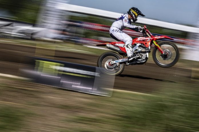 Delvintor Alfarizi Siap Taklukan MXGP 2024 Ceko Dengan CRF250R