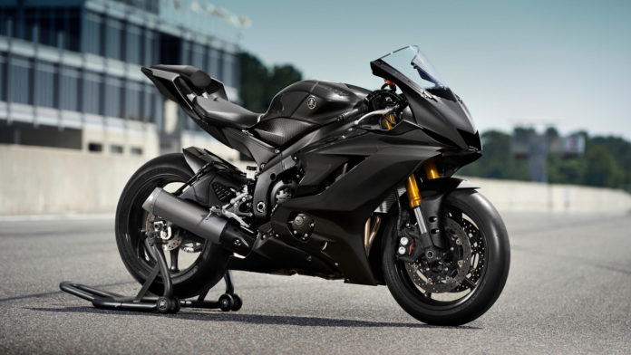 Yamaha R6 2025