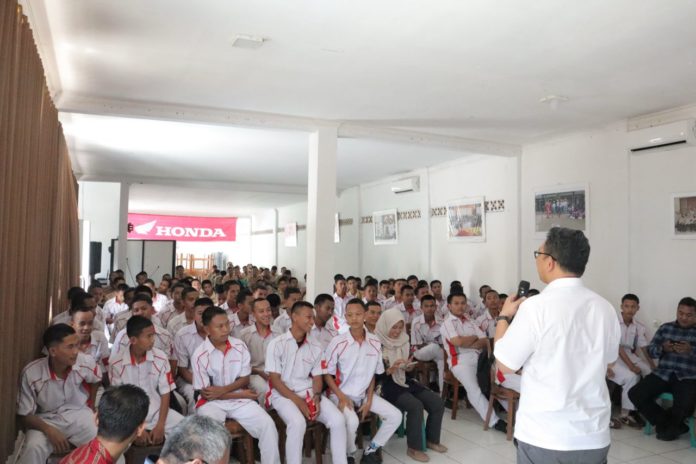 Astra Honda Berbagi Ilmu