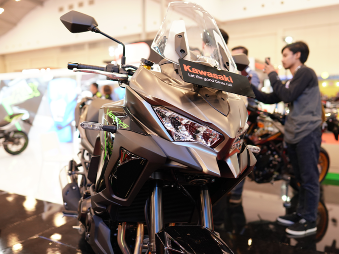 Kawasaki Versys 1100 2025 IMOS 2024