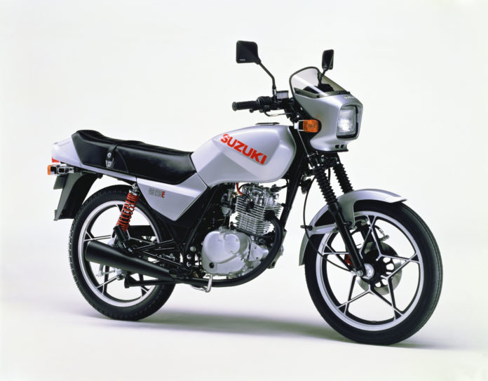 Suzuki GS125E Katana