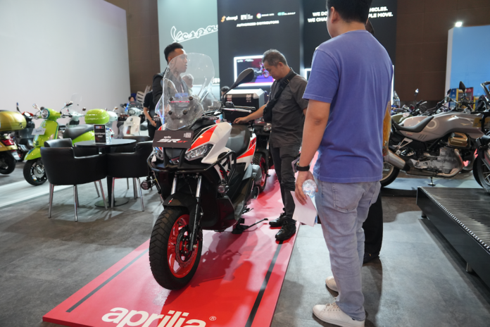 IIMS Aprilia SR-GT 200