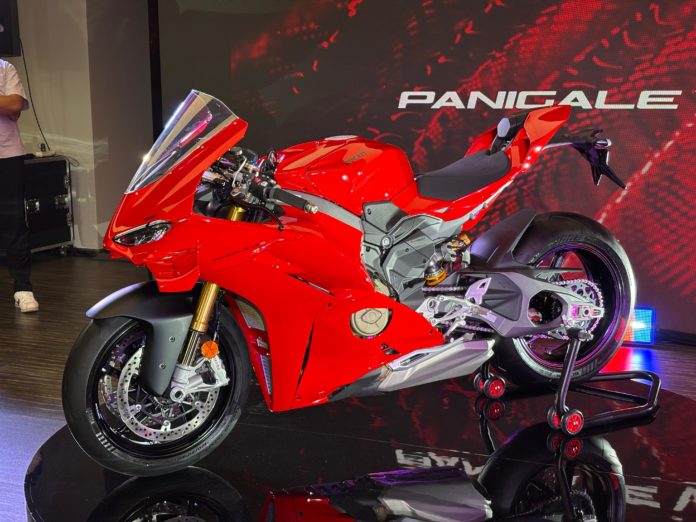 Ducati Panigale V4 S